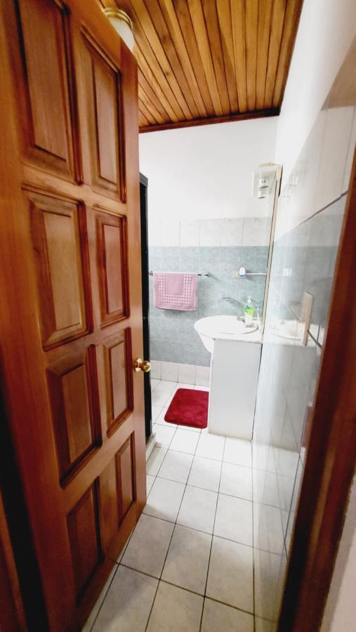 Don Carlos Place Upper Unit Алахуела Екстер'єр фото