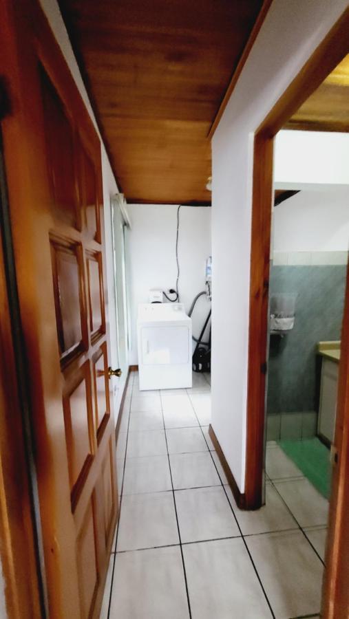 Don Carlos Place Upper Unit Алахуела Екстер'єр фото