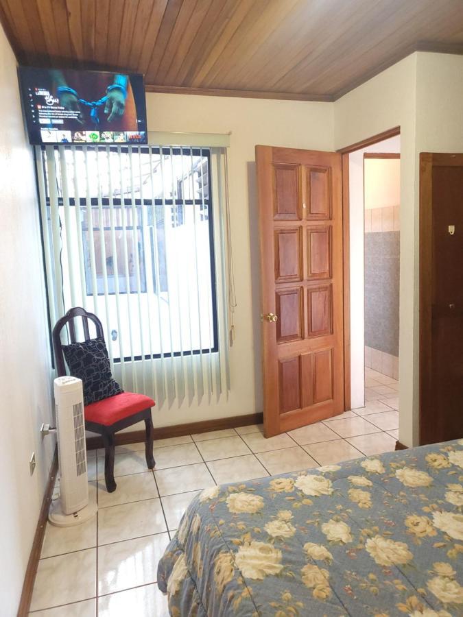 Don Carlos Place Upper Unit Алахуела Екстер'єр фото